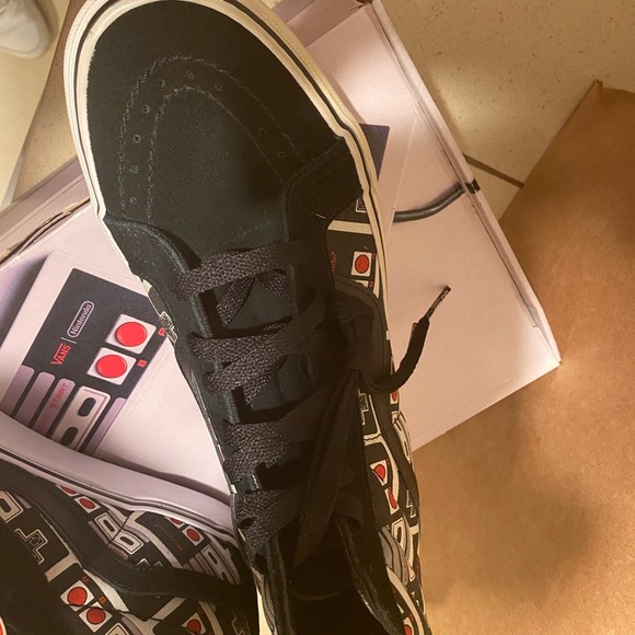 Vans Nintendo game over high tops skate shoes 9 - Picture 4 of 6